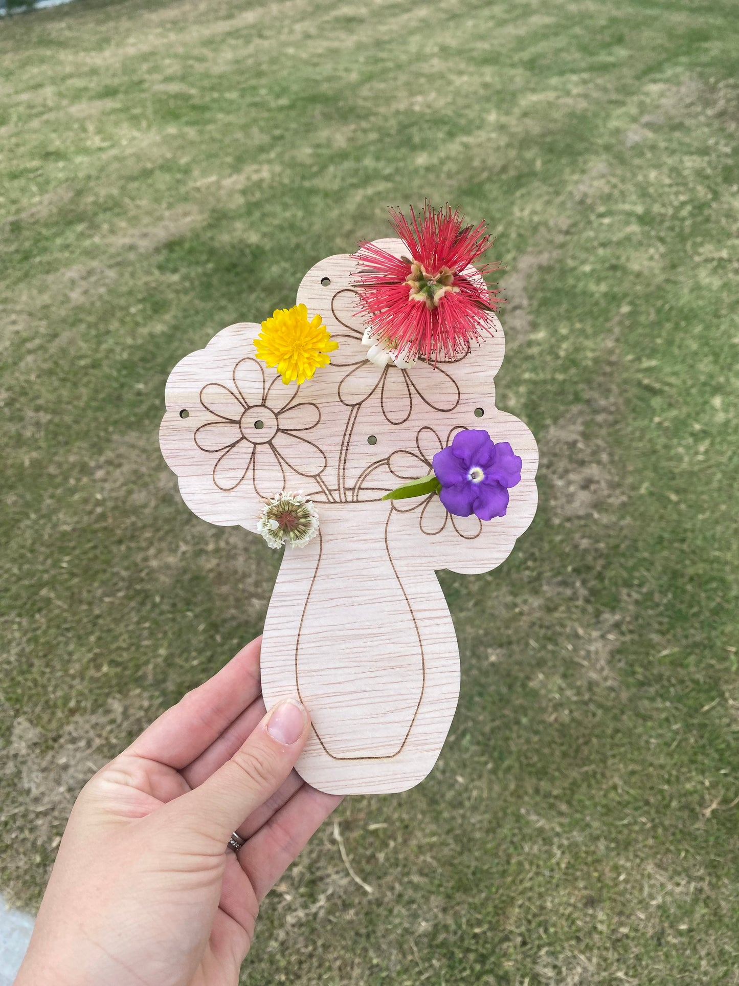 Flower Hunt Board