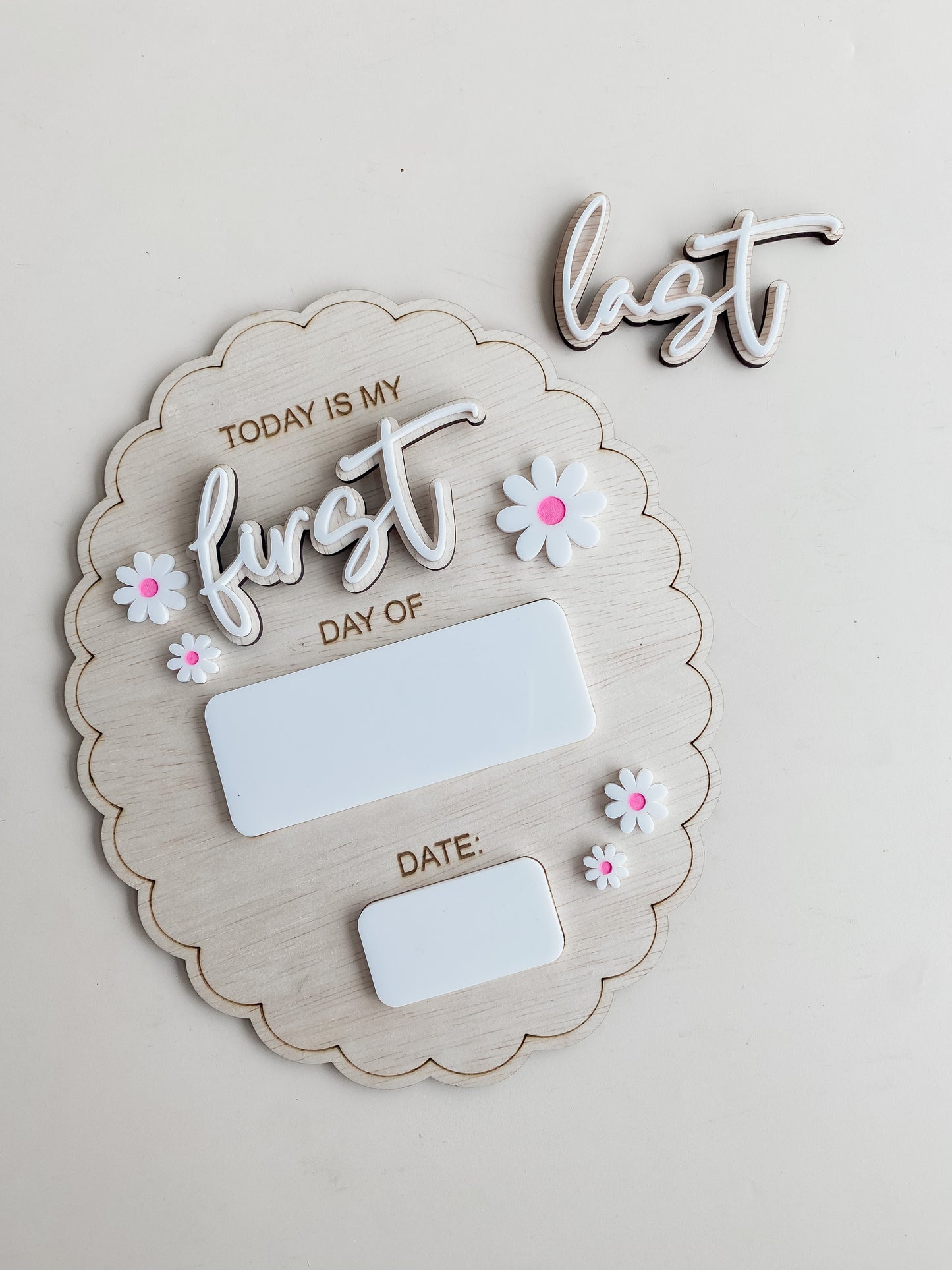 Scalloped First and Last Day Board