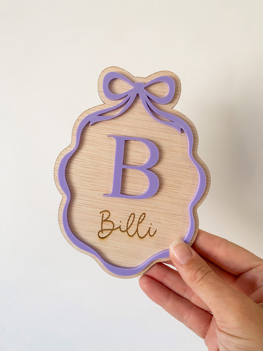 Dainty Bow Name Sign
