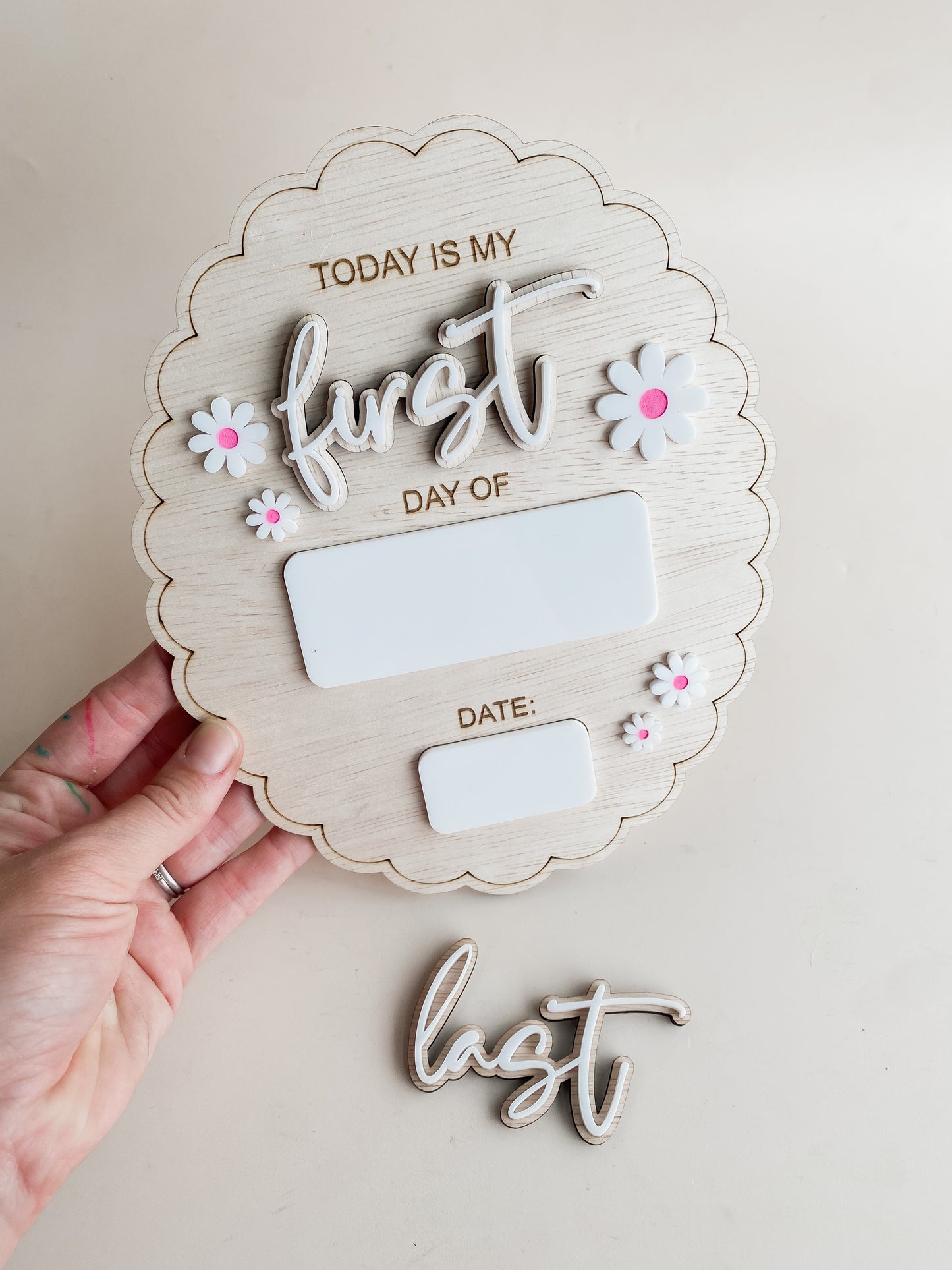 Scalloped First and Last Day Board